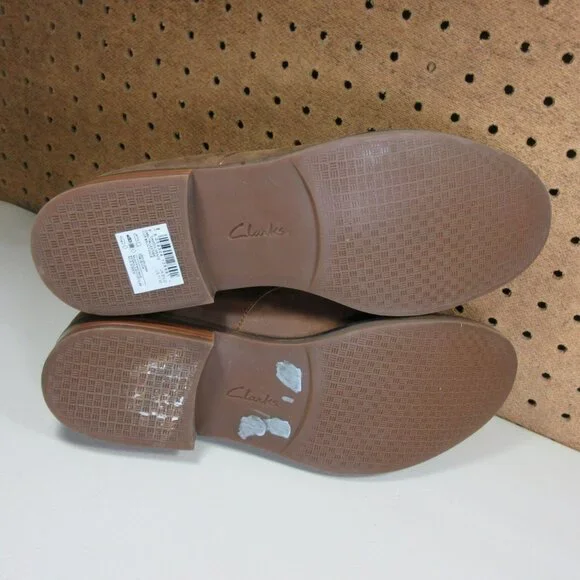 Clarks Brown Leather Ankle Boots - Picture 5 of 6